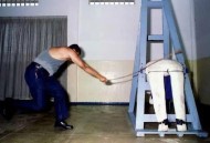 新加坡鞭刑,新加坡的鞭刑到底是怎么回事？