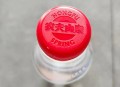 酒店矿泉水瓶现针孔,酒店的矿泉水