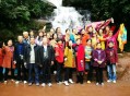 带46名老人去旅游 ,带46名老人去旅游英语