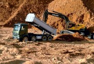 首例H5N5死亡病例,遥控接收器在车的什么位置？