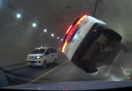 保时捷车主别车被拘,保时捷街头上演路怒别车，你如何看待这种“财大气粗”？