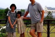 姚明女儿身高近2米,姚明6岁女儿姚沁蕾近照曝光，姚沁蕾现在身高多少？