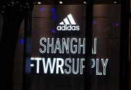 安踏回应收购锐步,运动品牌等级划分？