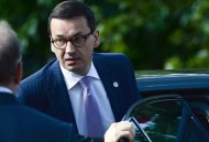 普京突然穿上军装,俄罗斯和波兰在历史上有什么恩怨？