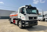 食用油罐车拉化学品,危险品车满5年一年两审验？