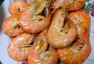 喝隔夜汤致血液发黑,活基围虾煮了隔夜怎么边边变黑了？