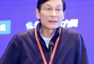 博士遭外籍丈夫杀害,25岁留美博士毕业正常吗？