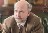 46岁演员詹姆斯自杀,影星詹姆斯