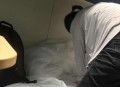 坐卧铺嫌同车人脚臭,卧铺脚臭怎么办？