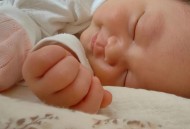 一婴儿一出生就15岁,新生儿十五出生好吗