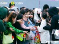 音乐节众人强闯围栏,音乐节众人强闯围栏是哪一集