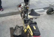 小偷盗窃顺走监控,一个价值1899元的小米平板被吃饭的客人顺走了，能追得回来吗？有视频监控？