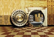 窃贼打洞进银行金库,一头钻进是不是成语？