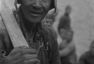 河南遭40年难遇干旱,42年河南旱灾
