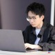 何同学年收入或千万,何同学一年收入