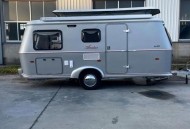 夫妻可互查名下房车,两夫妻一个拖挂房车叫什么