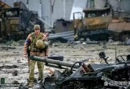 俄罗斯发大规模夜袭,俄军夜袭乌克兰,俄罗斯乌克兰局势如何?对此你怎么看? 俄罗斯发大规模夜袭,俄军夜袭乌克兰,俄罗斯乌克兰局势如何?对此你怎么看?