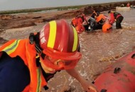 村屯被洪水围成孤岛,宝清县全力抗击洪水97个村屯共转移13443人, 你怎么看? 村屯被洪水围成孤岛,宝清县全力抗击洪水97个村屯共转移13443人, 你怎么看?