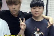 鸡排哥1小时卖200份,Uzi吃鸡排到“55开”,开哥整场一言不发,却遭到系统制裁,你有何看法? 鸡排哥1小时卖200份,Uzi吃鸡排到“55开”,开哥整场一言不发,却遭到系统制裁,你有何看法?