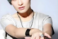 曾轶可曾大闹机场,要不是大闹北京机场，知道曾轶可的有多少人？大家心目中真正的歌星是谁？