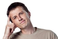 手戳额头倒地索1.3万,用手戳额头