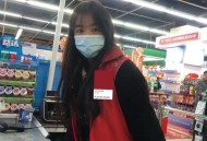 4人支开店主恶意逃单,四川4小伙吃火锅消费208元，支开服务员恶意逃单，如何看待这种行为？