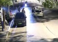 车起火司机联手救援,广州醉汉抢夺公交车方向盘，被司机乘客联手制服, 你怎么看？