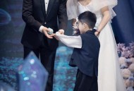 女子与AI男友办婚礼,女子与ai男友办婚礼视频