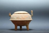 求废瓶学生拒收捐款,为什么许多人向博物馆捐献藏品而遭拒收？