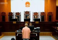 11名“班主任”落网,11名男生站成一排，老师要求每两名男生中间站一名女生。算一算，女生站进去后，一共有多少名学生？