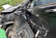 水泥车撞塌围墙致2死,建筑围墙护栏价格一般是多少？