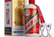 茅台酒和股价双降温,飞天茅台价格暴涨！春节前夕，茅台还会放量降温吗？
