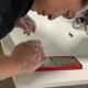 照镜子险被骗380万,照镜子险被骗380万怎么处理