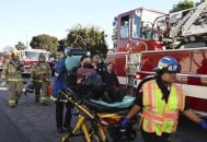 美小飞机坠毁致7死,美国一小型飞机坠毁致5死4伤 现场黑烟滚滚