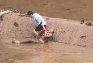 把玉米扔九寨沟水里,把玉米扔九寨沟水里会怎么样