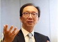 戴17奖牌与书记合影,跳水女皇伏明霞和吴敏霞是一人吗？
