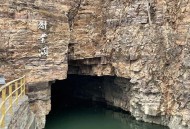 1人在太行山悬崖遇难,太行山悬崖上红旗渠有多少米? 1人在太行山悬崖遇难,太行山悬崖上红旗渠有多少米?