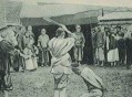 刀插入3岁女童颅脑,古代犯人被斩首，刽子手都是一刀砍下头吗？