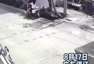 女孩逆行被撞判全责,电瓶车逆行车速飞快路口没减速撞了行人根据交通法是全责吗? 女孩逆行被撞判全责,电瓶车逆行车速飞快路口没减速撞了行人根据交通法是全责吗?