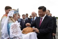 普京抵达印度,普京抵达印度 莫迪亲自到机场迎接