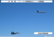 空中巡航抓拍违章,飞机在空中巡航时油耗多少？