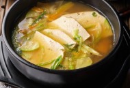 韩国人怕吃不上豆腐,怎样做韩国辣酱炖豆腐？