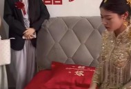 新郎婚礼上倒地身亡,婚礼上突然出现意外司仪怎么圆场？