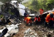 赴日旅游在机场坠亡,东航坠机事故详情？