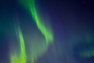 北方多地现绝美极光,北方多地出现罕见极光成因？