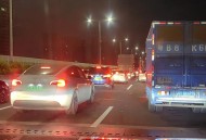 提前出发堵在路上,国庆提前一天走不堵文案？