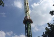 南宁一医院有人坠楼,南宁晚上有跳楼机吗？