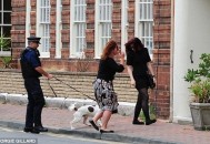 英国情侣吸毒致死,