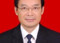 被骗百万卖家里3套房,汉阴百万悬赏嫌犯汤晓东非法敛财，上亿资金汇入个人账户，有受害者卖早餐攒下14万血汗钱投资被骗。你怎么看？