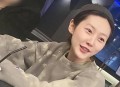 女生留学第9天自杀,韩剧女主角在外国留学父亲被逼自杀女主回国复仇？